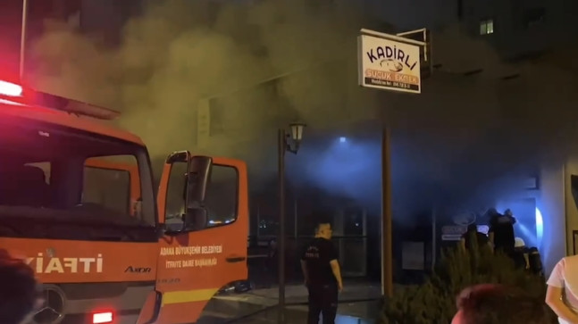 Adana’da iş yerinde çıkan yangın itfaiye ekiplerince söndürüldü