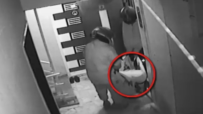 GAZİANTEP’TE GÖRME ENGELLİ KADININ 5 MİLYON LİRALIK ZİYNET EŞYASINI ÇALDIRLAR