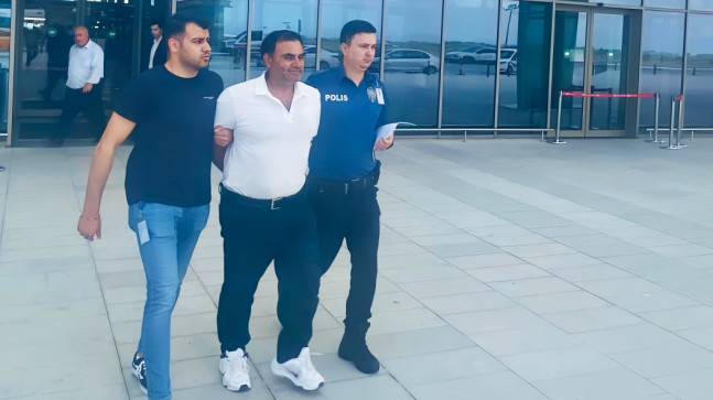 Interpol tarafından kırmızı bültenle aranan şüpheli Mersin’de Çukurova Uluslararası Havalimanı’nda yakalandı
