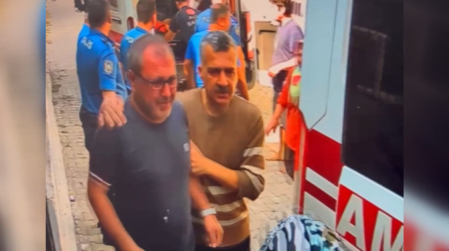 MERSİN’DE DEHŞETE DÜŞÜREN OLAY! İNTİHARA TEŞEBBÜS EDEN ANNE 4 YAŞINDAKİ ÇOCUĞUNU VE KENDİNİ JİLETLE YARALADI