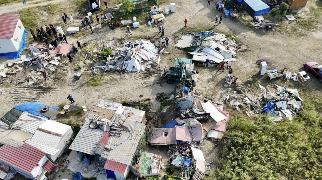 Adana’da deniz ve nehir kıyılarında kaçak yapılaşmayla mücadele sürüyor