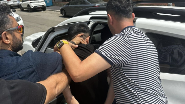 Mersin’deki cinayet ve yaralamaya ilişkin yakalanan 4 zanlıdan 1’i tutuklandı