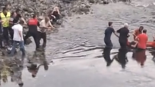 OSMANİYE’DE BARAJ KAPAKLARININ AÇILMASI SONUCU NEHİR SUYUNUN ANİDEN YÜKSELMESİYLE BİR KİŞİ BOĞULMA TEHLİKESİ GEÇİRDİ