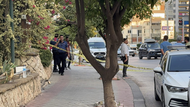 Adana’da restorana yönelik silahlı saldırıda garson yaralandı