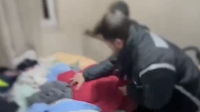 Hatay’da 40 yıl hapis cezasıyla aranan hükümlü giysi dolabında yakalandı