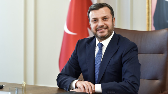 AK PARTİ ADANA BÜYÜKŞEHİR BELEDİYE BAŞKAN ADAYI FATİH MEHMET KOCAİSPİR OLDU