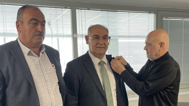 POZANTI’DA HAREKETLİ DAKİKALAR: MUSTAFA ÇAY PARTİSİNİ DEĞİŞTİRDİ!