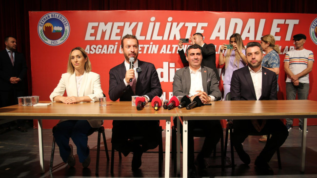 CEYHAN BELEDİYESİ EMEKLİLERE 7 BİN TL BAYRAM İKRAMİYESİ VERDİ