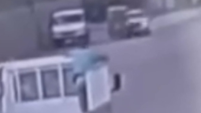Adana’da otomobille çarpışan motosikletteki 1 kişi öldü, 1 kişi yaralandı
