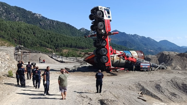 Adana’da vinç kazasında 1 kişi hayatını kaybetti