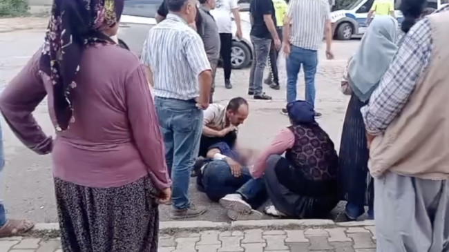 Adana’da  yolun karşısına geçmeye çalışan kişi pikabın çarpması sonucu ağır yaralandı.