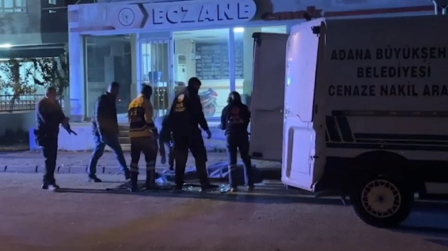 Adana’da sokak ortasında silahlı saldırıya uğrayan 18 yaşındaki genç hayatını kaybetti