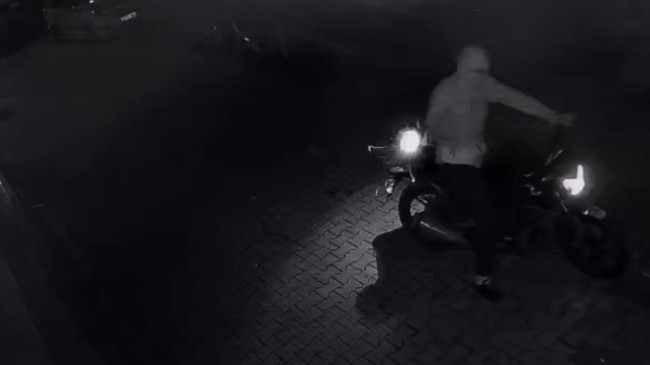 Adana’da haraç vermeyen esnafın iş yerinin kurşunlanmasıyla ilgili 2 zanlı tutuklandı