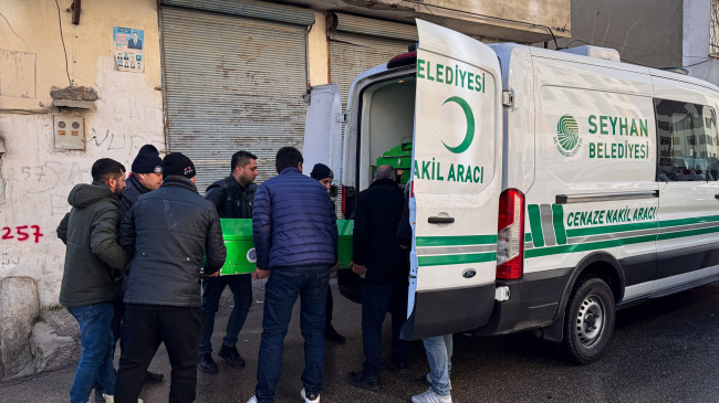 Adana’da genç bir kadın evinde av tüfeğiyle vurularak ölmüş halde bulundu