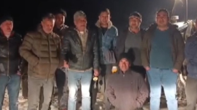 Adana’da karda mahsur kalan 15 maden işçisi kurtarıldı