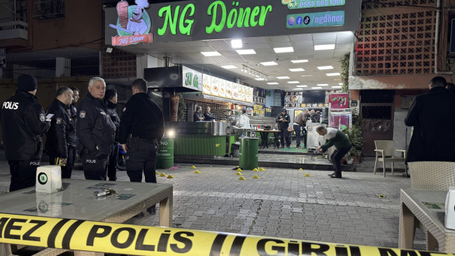 Adana’da bir kişi, dönercide uğradığı silahlı saldırı sonucu hayatını kaybetti