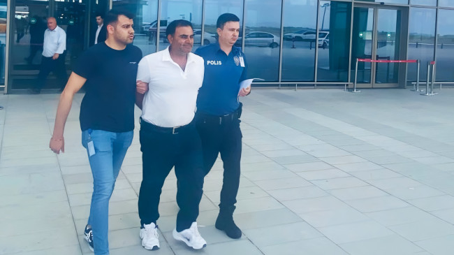 Interpol tarafından kırmızı bültenle aranan şüpheli Mersin’de Çukurova Uluslararası Havalimanı’nda yakalandı