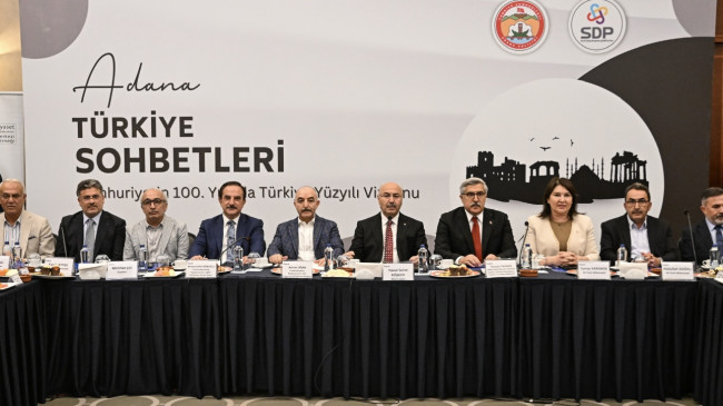 Adana’da “Türkiye Sohbetleri” toplantısı düzenlendi