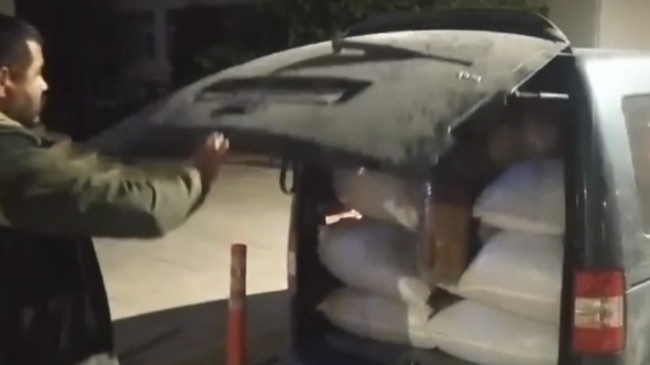 Adana’da 1 ton 250 kilogram kaçak tütün ele geçirildi