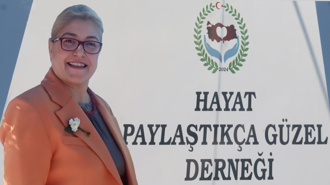 HAYAT PAYLAŞTIKÇA GÜZEL DERNEGİ  BAŞKANI İLKEL HAYAT YILMAZ’I KUTLUYORUZ ÖZEL ENGELLİ ÇOCUKLARIN OKUL SEVİCİ
