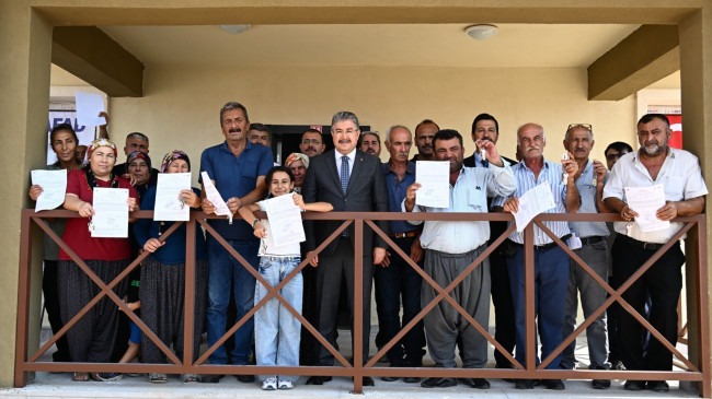 Osmaniye’de yapımı tamamlanan 15 köy evi depremzedelere teslim edildi