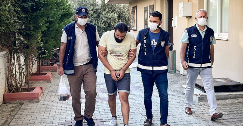 MERSİN MERKEZLİ 7 İLDE GÖÇMEN KAÇAKCILARINA YÖNELİK “UMUT TACİRLERİ OPERASYONU” NDA 10 ŞÜPHELİ GÖZ ALTINA ALINDI…