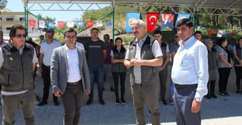 KARAİSALI’DA ORMAN YANGINLARINA ERKEN MÜDAHALE İÇİN KÖYLERE SU TANKERLERİ DAĞITILDI…