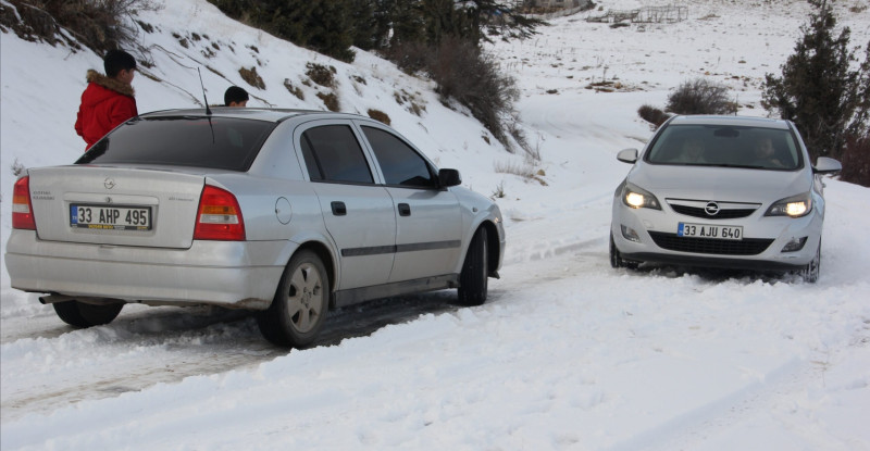 ADANA VE MERSİN’İN YÜKSEK KESİMLERİNDE KAR ETKİSİNİ SÜRDÜRDÜ