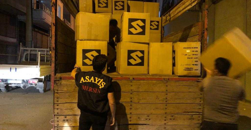 MERSİN’DE SPOR MALZEMESİ HIRSIZLIĞI İDDİASIYLA GÜMRÜK MÜŞAVİRLİĞİ FİRMASI SAHİBİ GÖZALTINA ALINDI