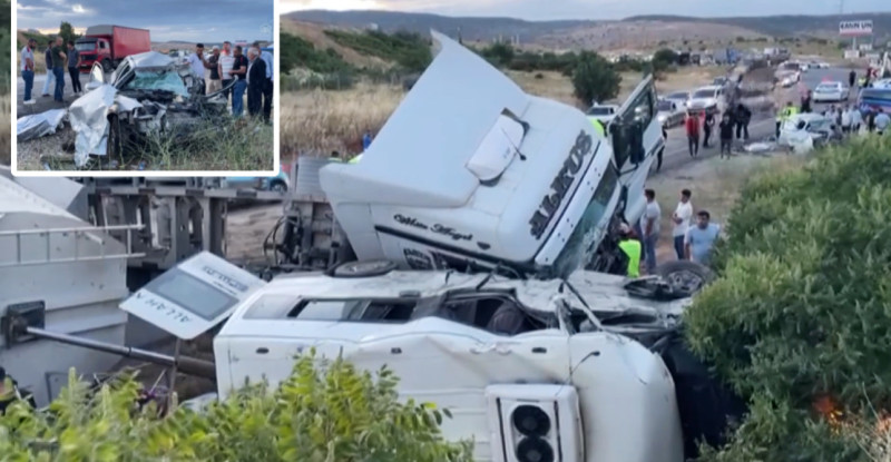 GAZİANTEP’TE TIR, MİNİBÜS VE OTOMOBİLİN ÇARPIŞMASI SINUCU 3 KİŞİ ÖLDÜ, 5 KİŞİ YARALANDI