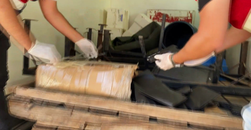 MERSİN’DE SİLAH KAÇAKCILIĞI OPERASYONUNDA ARAÇTA YAKALANAN 4 KİŞİ TUTUKLANDI