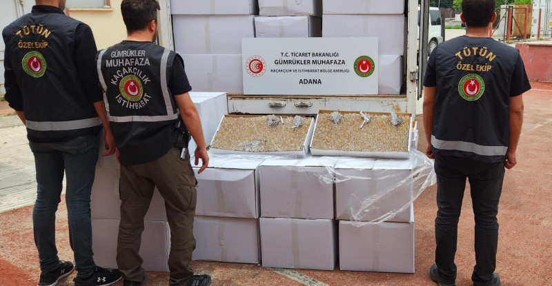 ADANA’DA KAÇAK SİGARA ÜRETİCİLERİNE YÖNELİK  DÜZENLENEN OPERASYONDA 1,1 MİLYON  DOLDURULMUŞ MAKARON ELE GEÇİRİLDİ