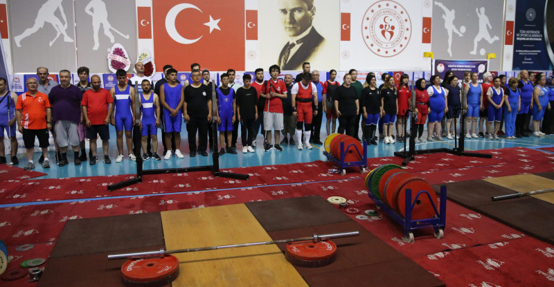 GÖRME ENGELLİLER HALTER TÜRKİYE ŞAMPİYONASI, MERSİN’DE BAŞLADI