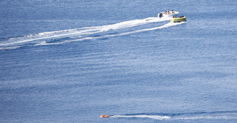 ANTALYA’DA İNSANSIZ CAN KURTARAN ROBOTU, İŞİTME ENGELLİYİ KURTARDI