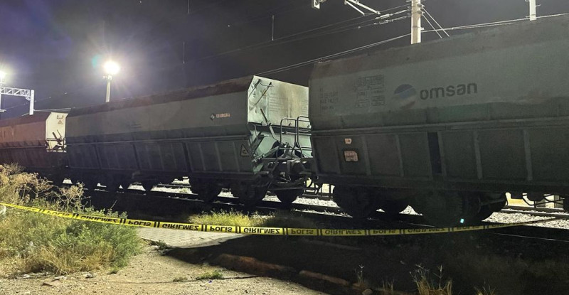 ADANA’DA YÜK TRENİNİN ÇARPTIĞI KİŞİ HAYATINI KAYBETTİ