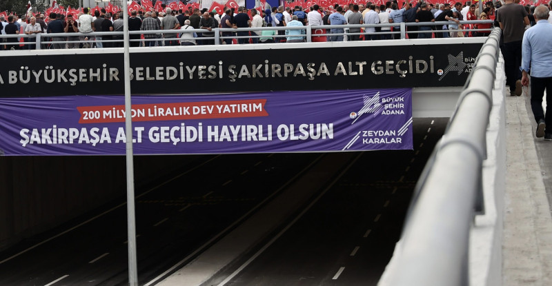 ADANADA ŞAKİRPAŞA ALT GEÇİDİ HİZMETE AÇILDI