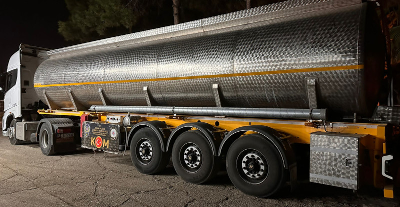 ADANA’DA DURDURULAN 2 TANKERDE 63 TON 920 LİTRE KAÇAK AKARYAKIT ELEGE ÇİRİLDİ