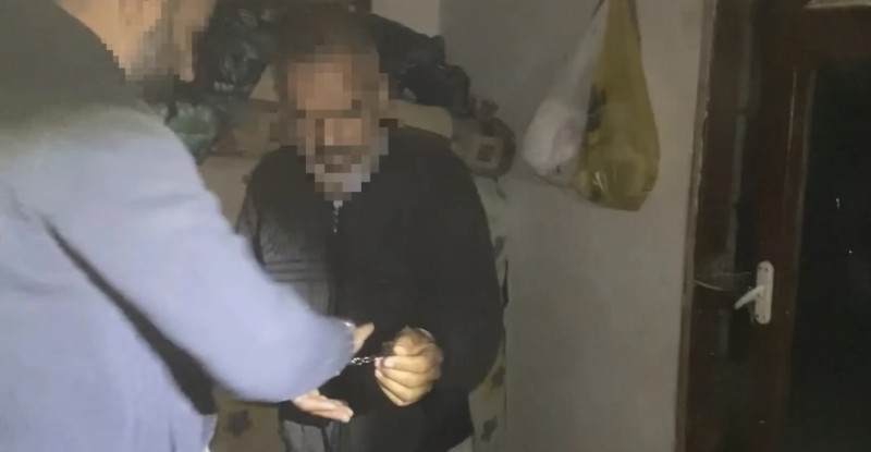 MERSİN’DE TERÖR ÖRGÜTÜ PROPAGANDASINDAN ARANAN ŞÜPHELİ BAĞ EVİNDE YAKALANDI