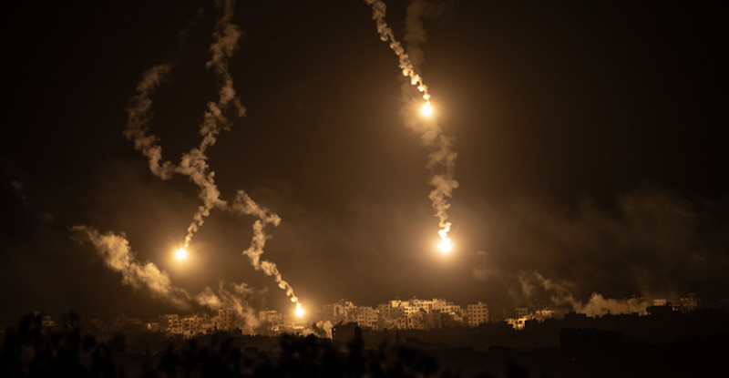 İSRAİL’İN GAZZE’YE DÜZENLEDİĞİ SALDIRILARDA CAN KAYBI 10 BİN 569’A YÜKSELDİ…