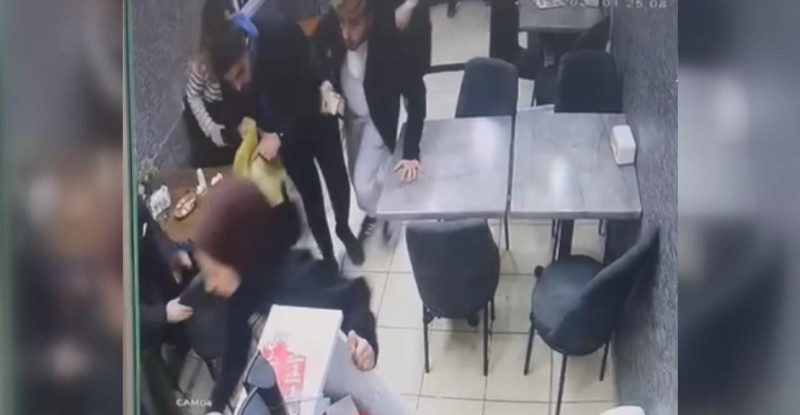 HATAY’IN ANTAKYA İLÇESİNDE MEYDANA GELEM 4,1 BÜYÜKLÜĞÜNDEKİ DEPREM ANI KAMERALARA YANSIDI