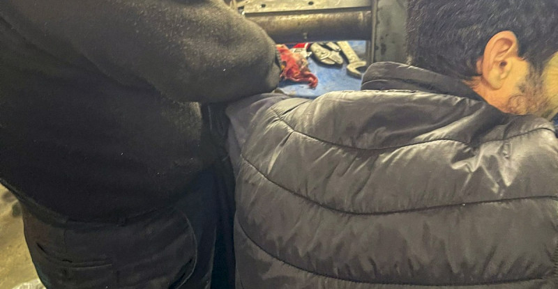 MERSİN’DE KOLUNU PRES MAKİNESİNE KAPTIRAN İŞÇİ YARALANDI