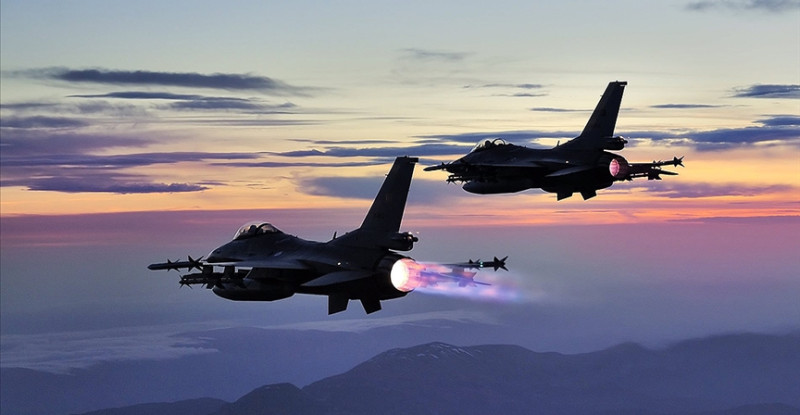 IRAK VE SURİYE’NİN KUZEYİNDE 32 TERÖRİST ETKİSİZ HALE GETİRİLDİ