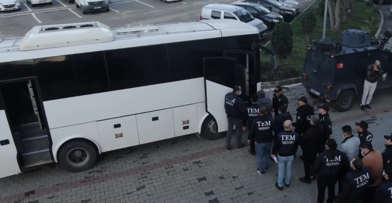 MERSİN’DEKİ DEAŞ OPERASYONUNDA 5 TUTUKLAMA