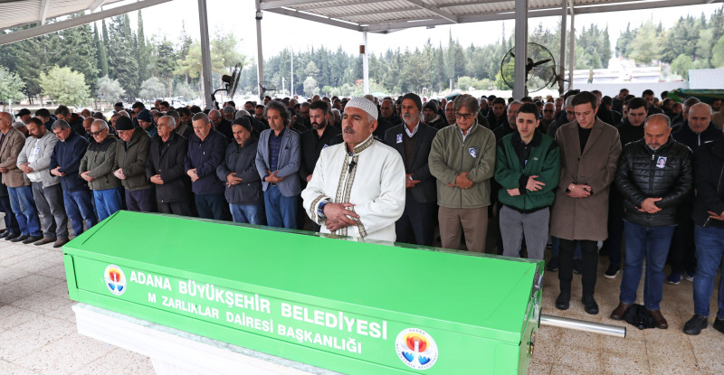 ABD’DE TRAFİK KAZASINDA HAYATINI KAYBEDEN spaceX’TE KIDEMLİ FIRLATMA MÜHENDİSİ OLARAK ÇALIŞAN YİĞİT TOKBEY MEMLEKETİ ADANA’DA TOPRAĞA VERİLDİ