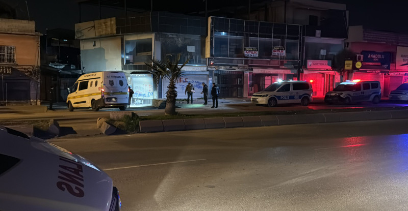 ADANA’DA AKRABALAR ARASINDAKİ SİLAHLI KAVGADA 6 KİŞİ SİLAHLA YARALANDI