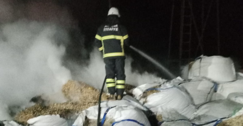 ADANA’DA TAHIL KURUTMA FABRİKASINDA ÇIKAN YANGIN SÖNDÜRÜLDÜ