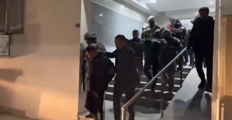 MERSİN’DE DÜZENLENEN “MAHZEN-4” OPERASYONUNDA “SÜLELER” SUÇ ÖRGÜTÜ ÜYESİ 9 KİŞİ YAKALANDI