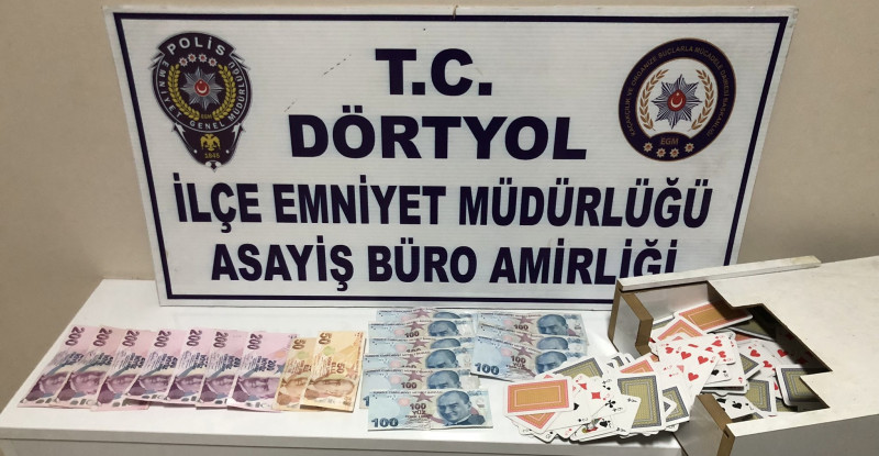 HATAY’DA KUMAR OYNARKEN YAKALANAN 30 KİŞİYE 192 BİN 750 LİRA CEZA VERİLDİ