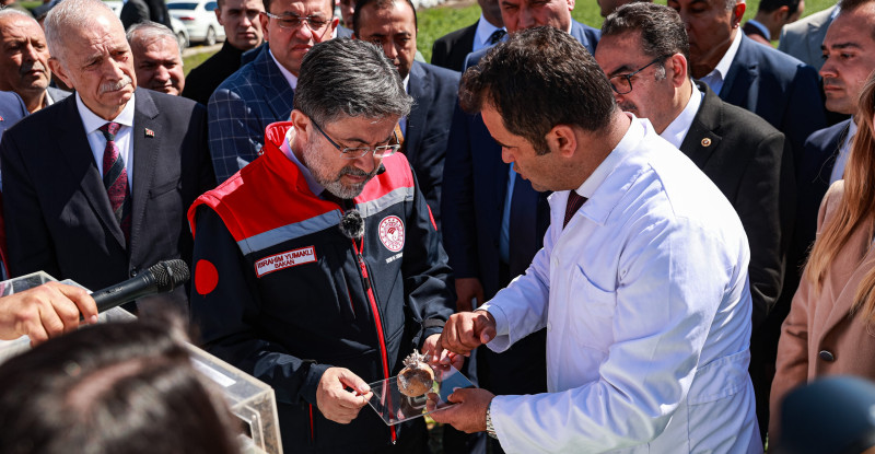 TARIM VE ORMAN BAKANI YUMAKLI, ADANA’DA SÜNEYLE MÜCADELE PROĞRAMINA KATILDI