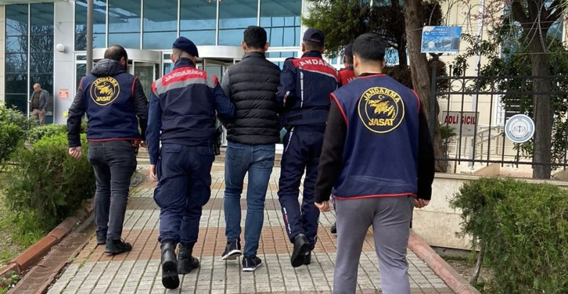 ADANA’DA KESİNLEŞMİŞ HAPİS CEZASI BULUNAN 10 KİŞİ YAKALANDI